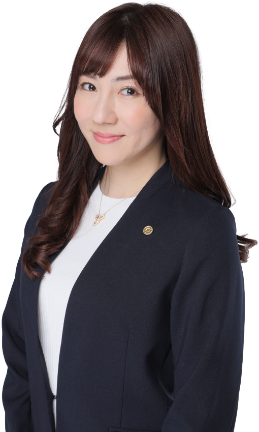 行政書士法人 MORE 代表特定行政書士 荒井真衣